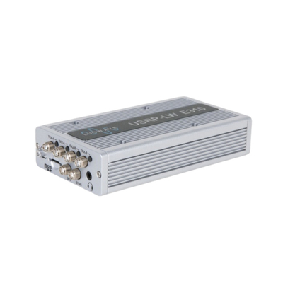 Ettus USRP E310 Συμβατό 2 κανάλια TX/RX AD9361 RF 70MHz-6 GHz 56 MHz BW Κάθε 1 × 10/100/1000 BASE-T Ethernet 2 × θύρες USB USRP Λογισμικό καθορισμένη συσκευή ραδιοφώνου